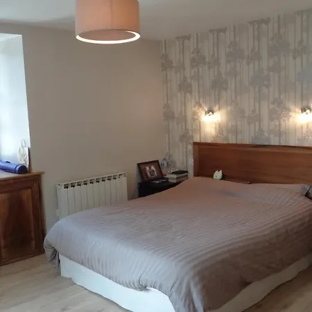 Great House In Center Of Luz St Sauveur * 吕兹-圣索沃尔