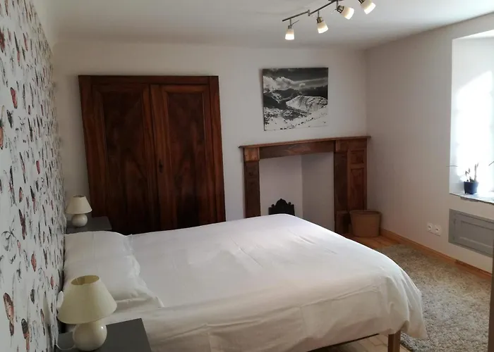 Great House In Center Of Luz St Sauveur *